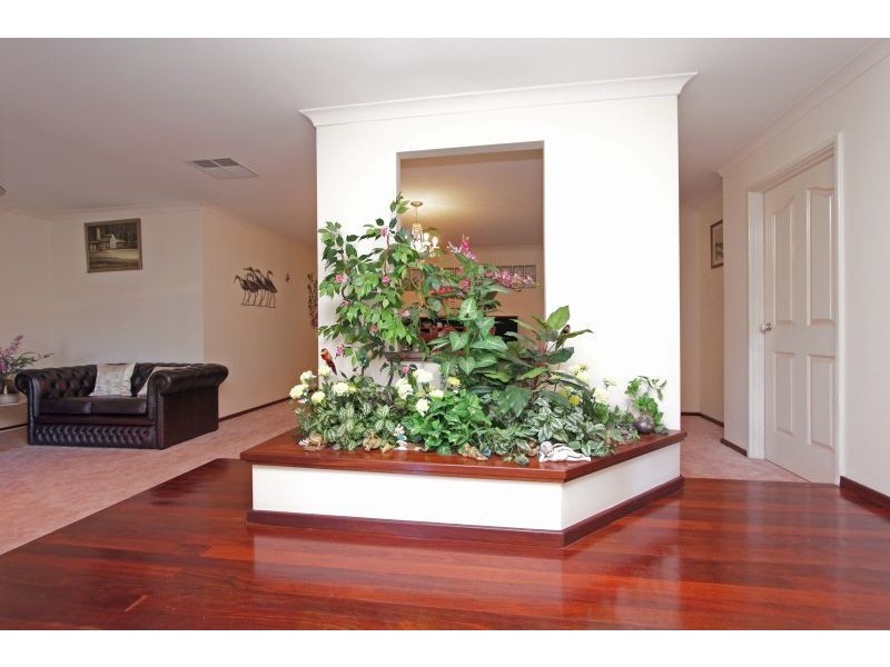 2 Klein Court, Winthrop WA 6150