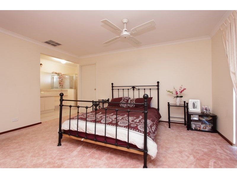 2 Klein Court, Winthrop WA 6150