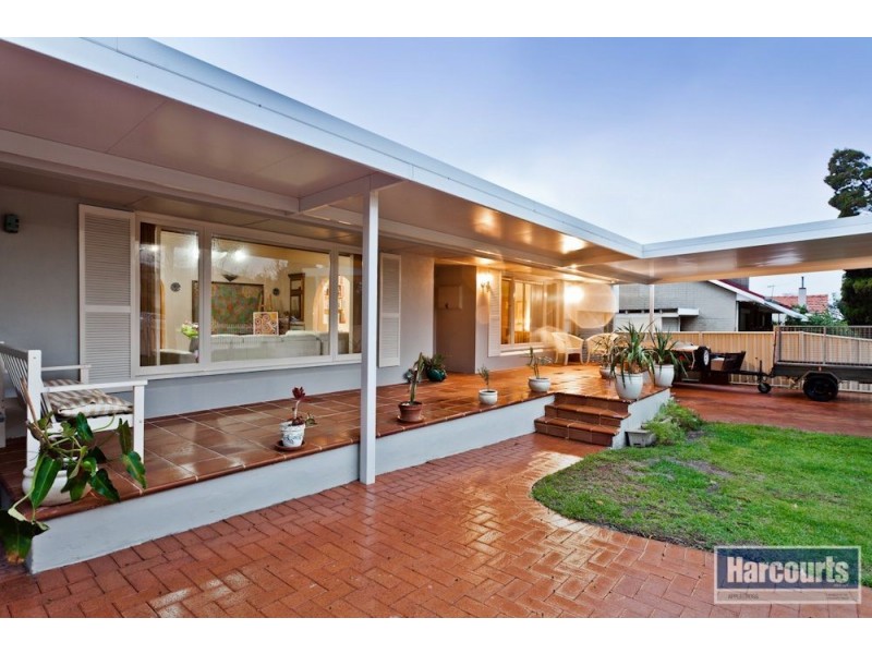 2 Fletcher Street, Applecross WA 6153