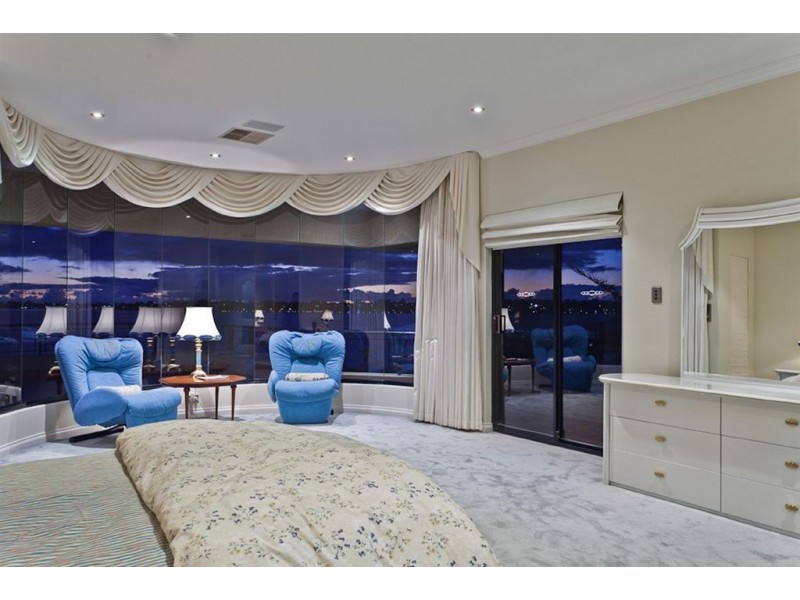12C Fraser Road, Applecross WA 6153