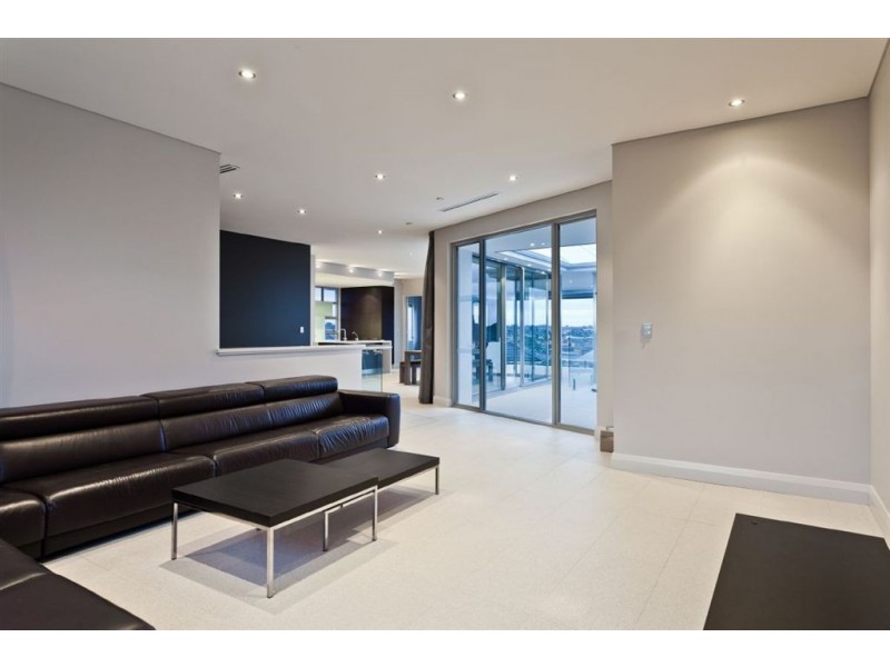 6 Navan Court, Beaconsfield WA 6162