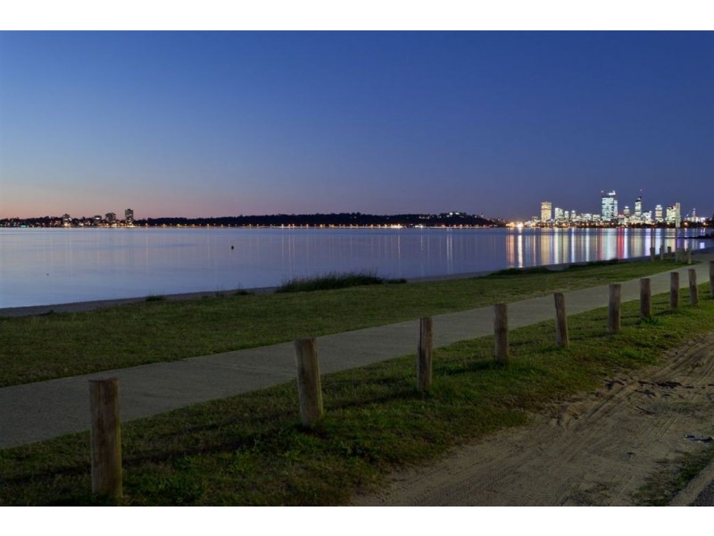 3 The Strand, Applecross WA 6153