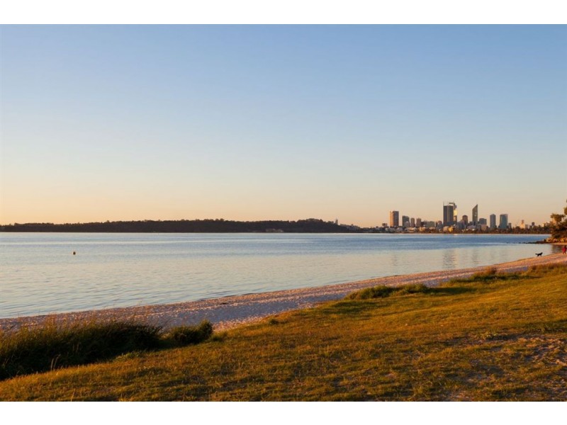 3 The Strand, Applecross WA 6153