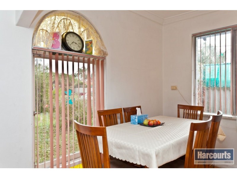 102 Westfield Street, Maddington WA 6109