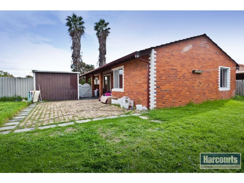 102 Westfield Street, Maddington WA 6109