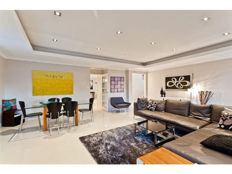 11 Dee Road, Applecross WA 6153