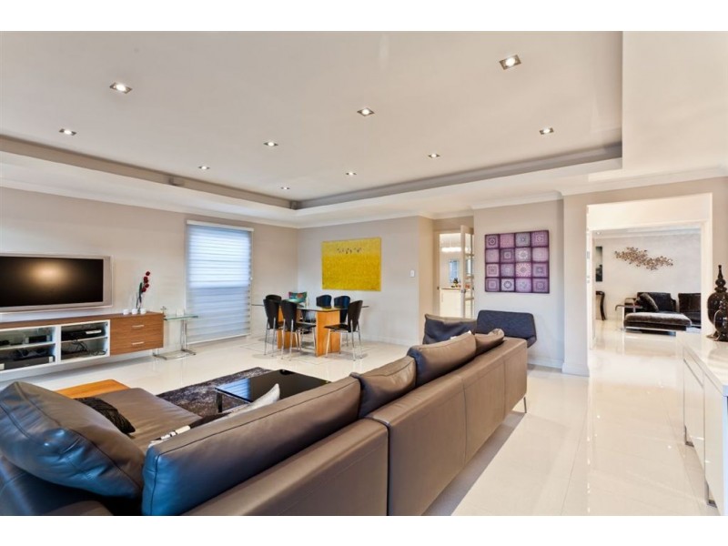 11 Dee Road, Applecross WA 6153