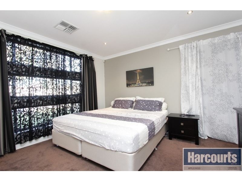 75B Moolyeen Road, Brentwood WA 6153