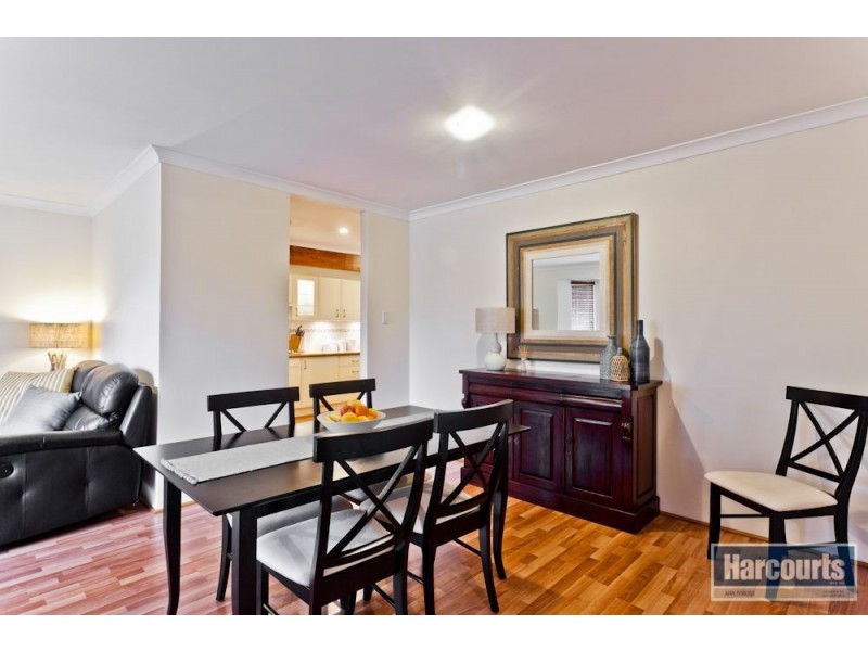 4 Hackett Pass, Winthrop WA 6150