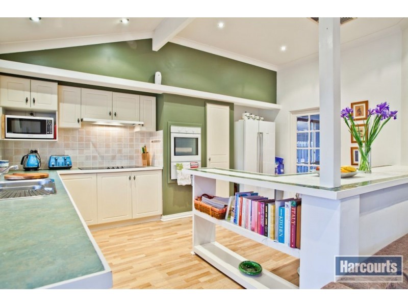 14 Keenan Way, Winthrop WA 6150