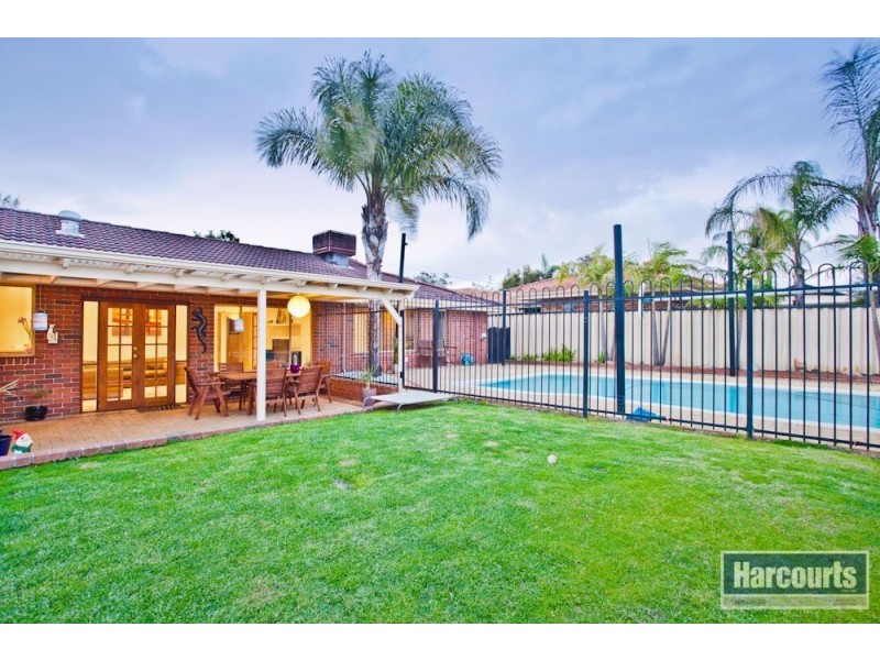 14 Keenan Way, Winthrop WA 6150