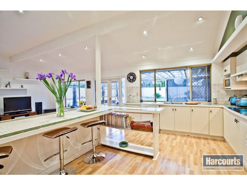 14 Keenan Way, Winthrop WA 6150