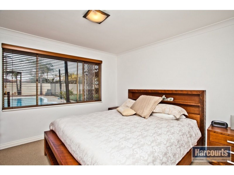 14 Keenan Way, Winthrop WA 6150