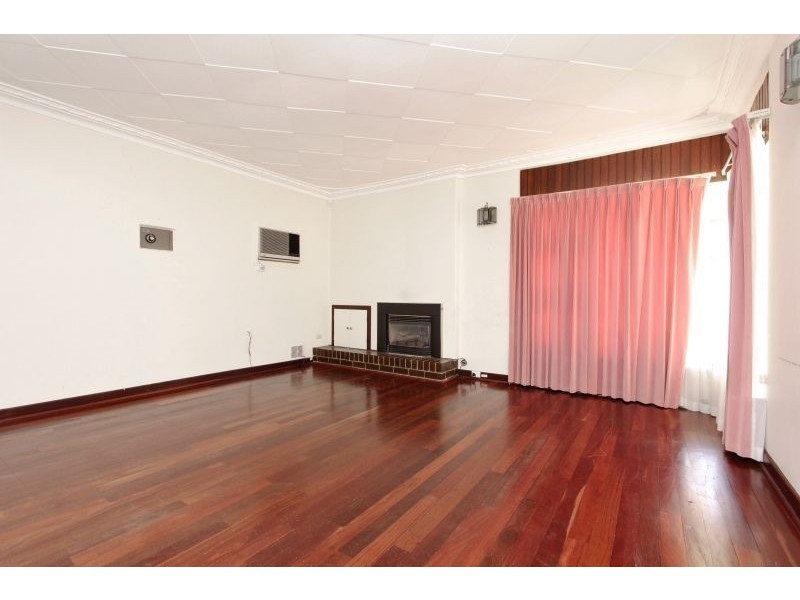 32 Ardessie Street, Ardross WA 6153