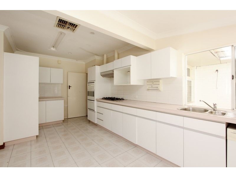 32 Ardessie Street, Ardross WA 6153