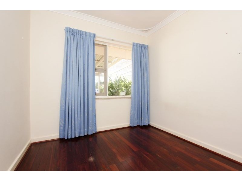 32 Ardessie Street, Ardross WA 6153