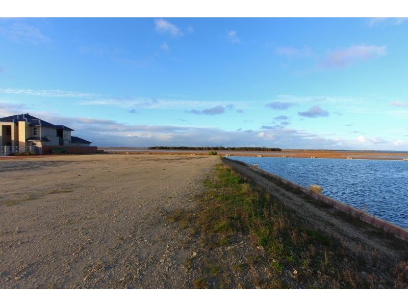 40 Katinka Rtt, Dudley Park WA 6210