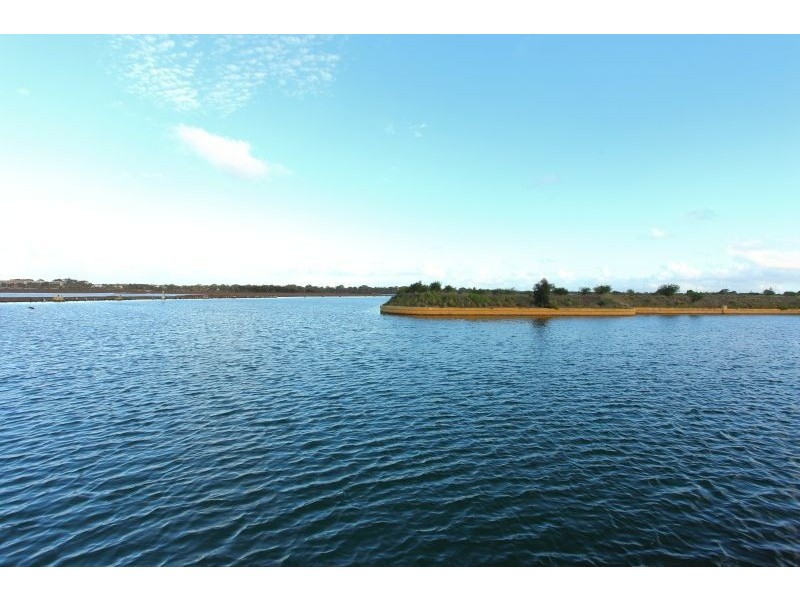 40 Katinka Rtt, Dudley Park WA 6210