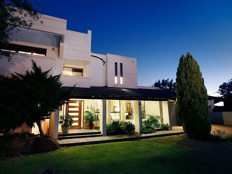11 Colleran Way, Booragoon WA 6154