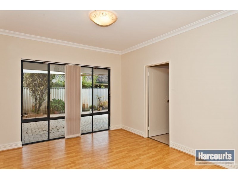 57 Ten Seldam Circle, Winthrop WA 6150