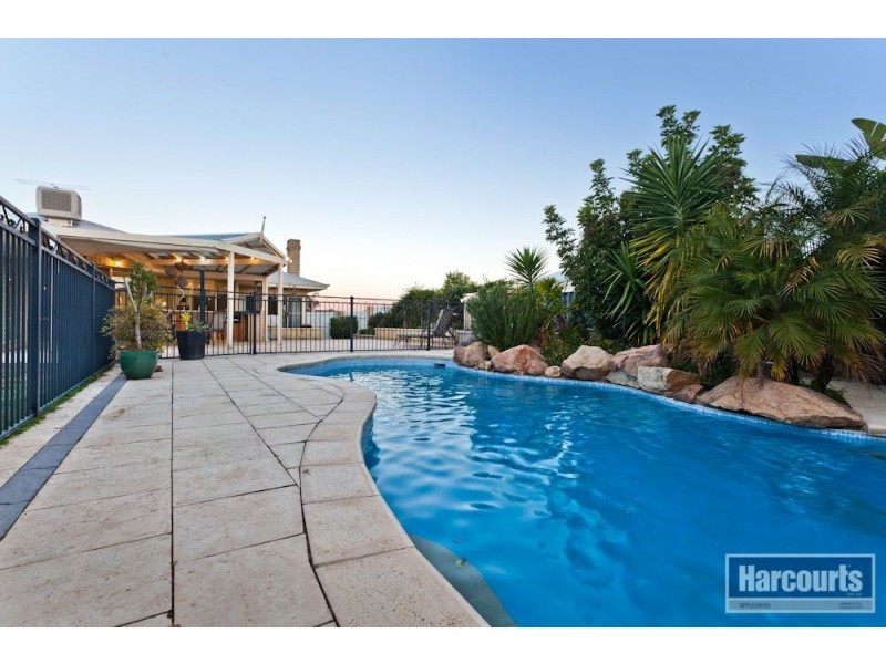 62 Northmore Crescent, Winthrop WA 6150