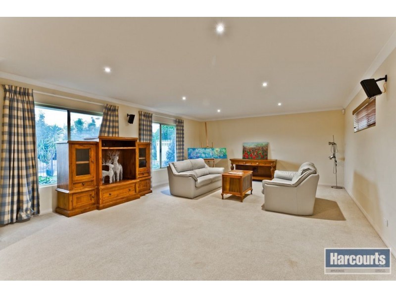 62 Northmore Crescent, Winthrop WA 6150