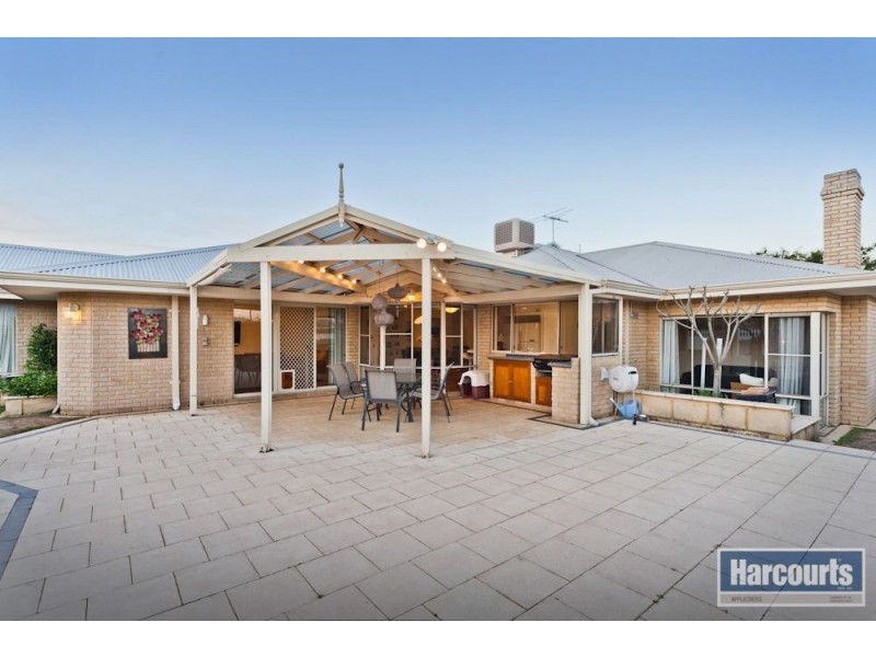 62 Northmore Crescent, Winthrop WA 6150