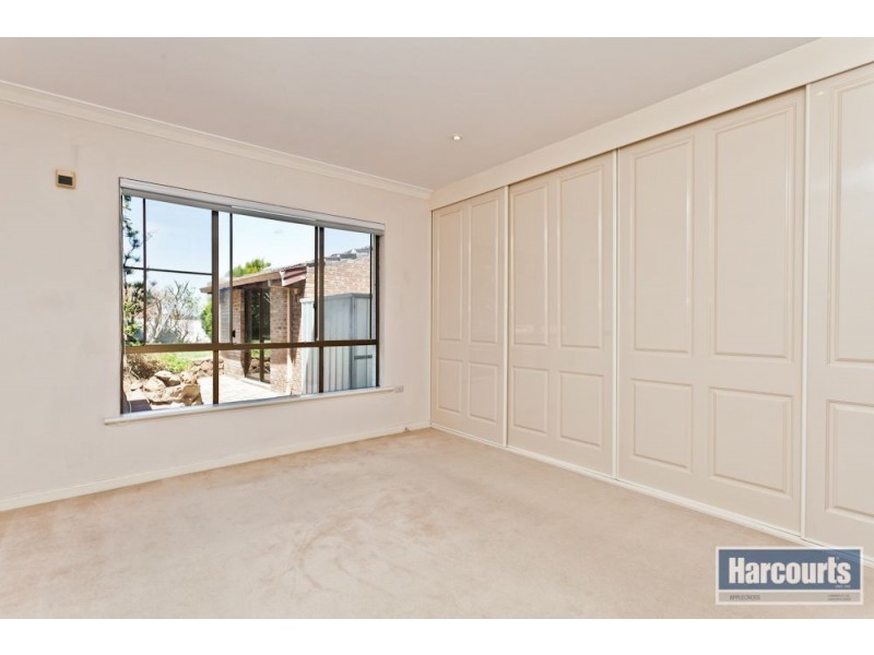 31 Edgewater Road, Salter Point WA 6152
