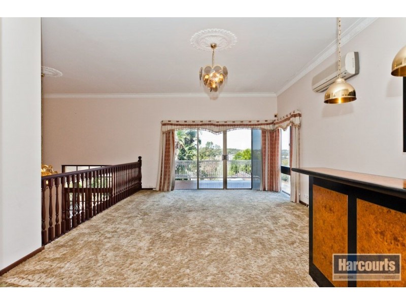 31 Edgewater Road, Salter Point WA 6152