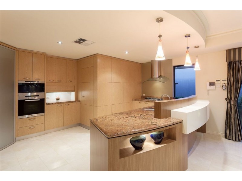 61 The Strand, Applecross WA 6153