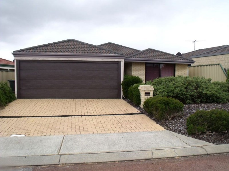 10 Warrior Pass, Bertram WA 6167