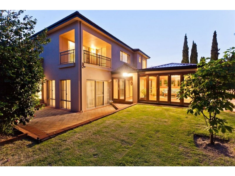 25 Westland Place, Waterford WA 6152