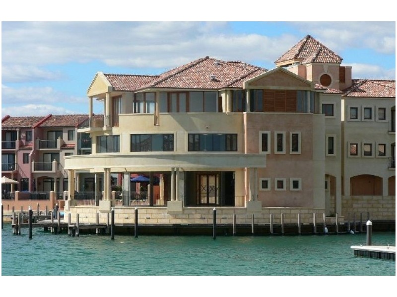 5/4 Port Quays, Wannanup WA 6210