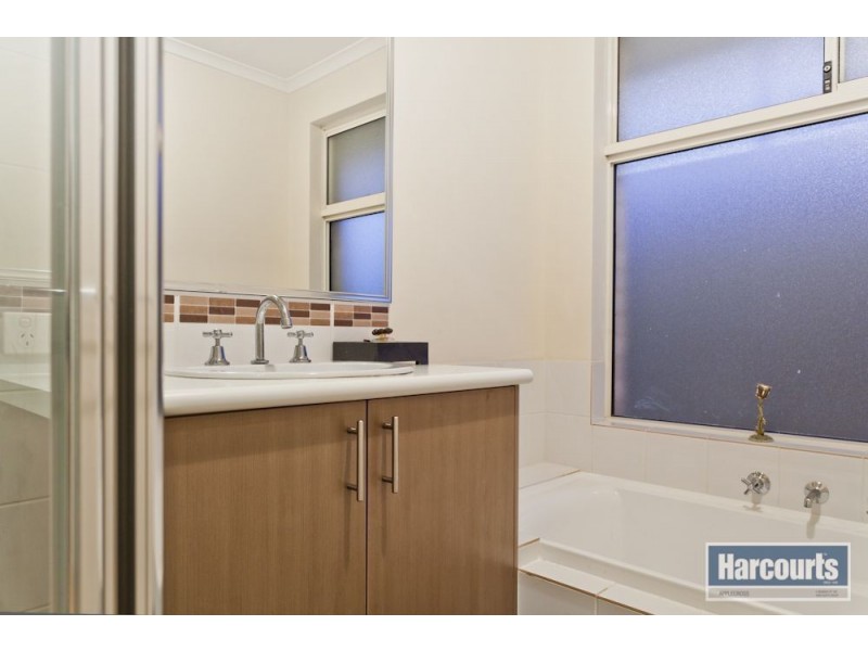 3 Hodgkinson Turn, Canning Vale WA 6155