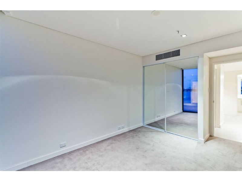 N1502/70 Canning Beach Road, Applecross WA 6153