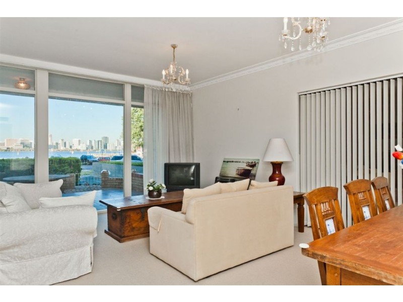 2/75 South Perth Esplanade, South Perth WA 6151