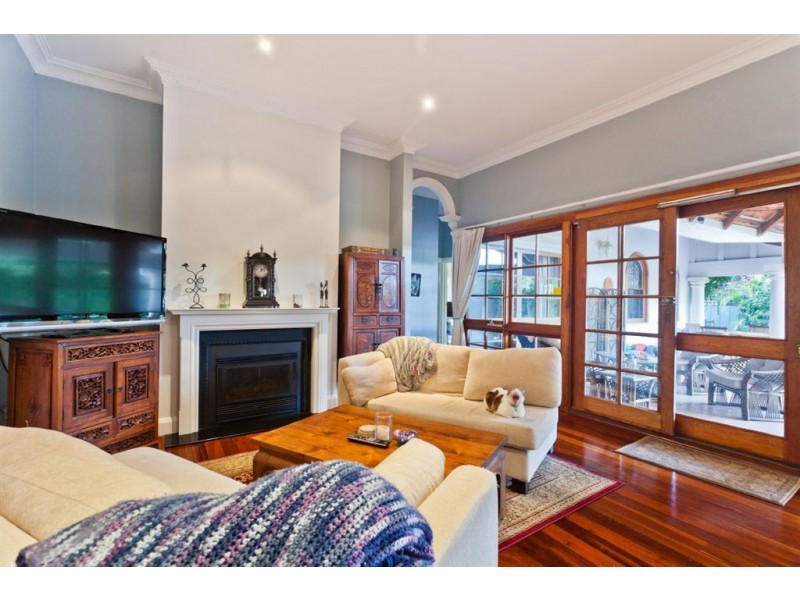 7 Onslow Street, South Perth WA 6151