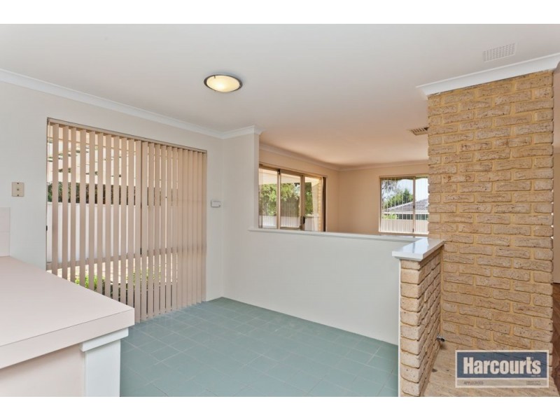 74 Winthrop Drive, Winthrop WA 6150