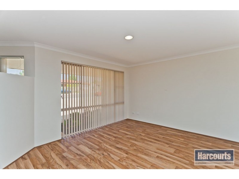74 Winthrop Drive, Winthrop WA 6150