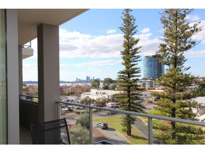 303/1 The Esplanade, Mount Pleasant WA 6153