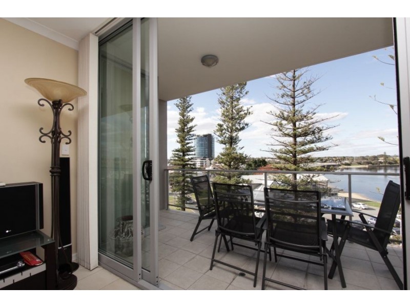 303/1 The Esplanade, Mount Pleasant WA 6153