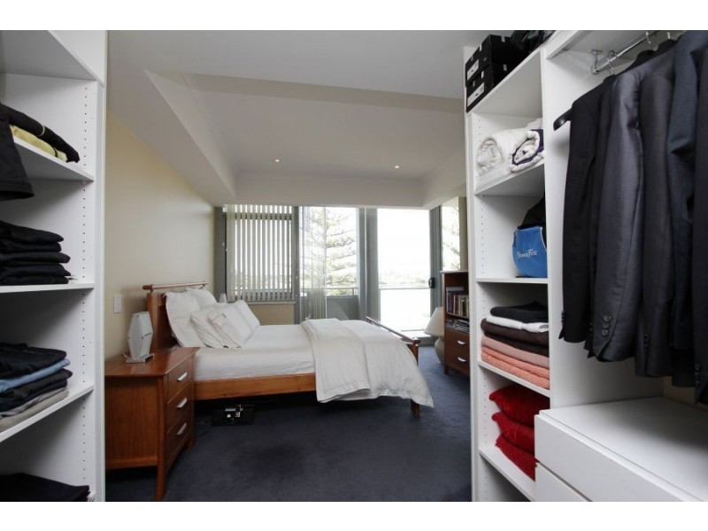 303/1 The Esplanade, Mount Pleasant WA 6153