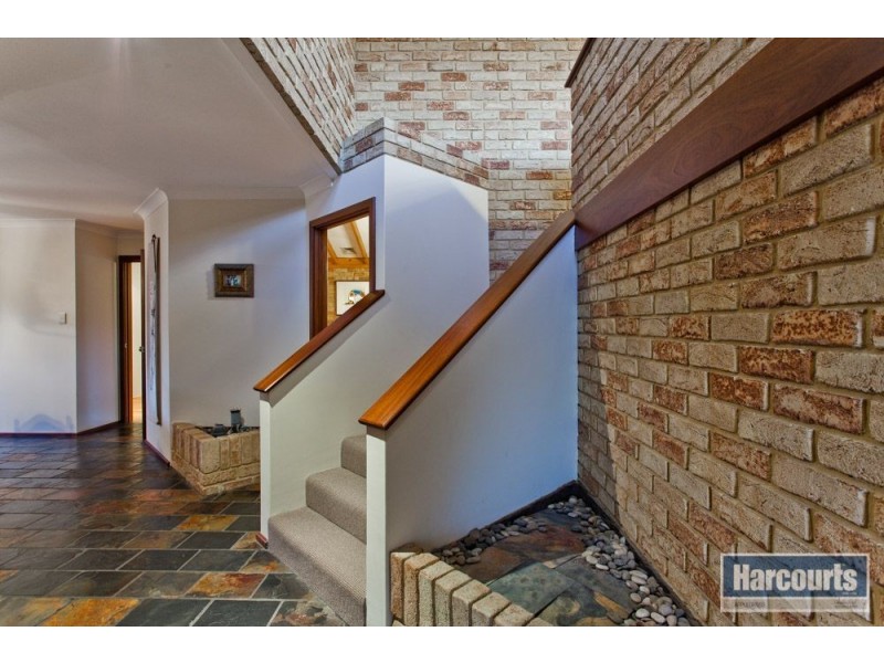 25 Cooper Ridge, Winthrop WA 6150