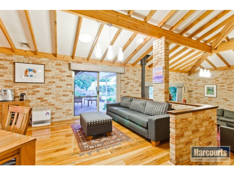 25 Cooper Ridge, Winthrop WA 6150