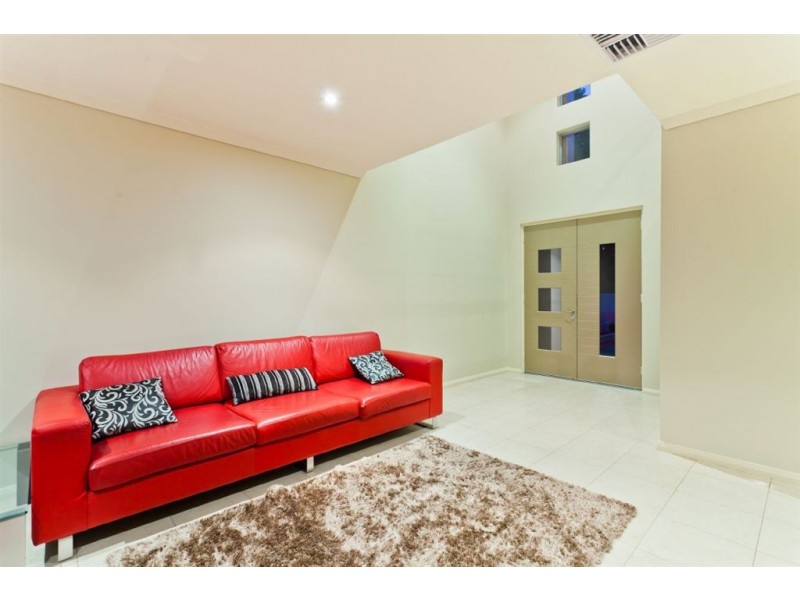6A Tweeddale Road, Applecross WA 6153