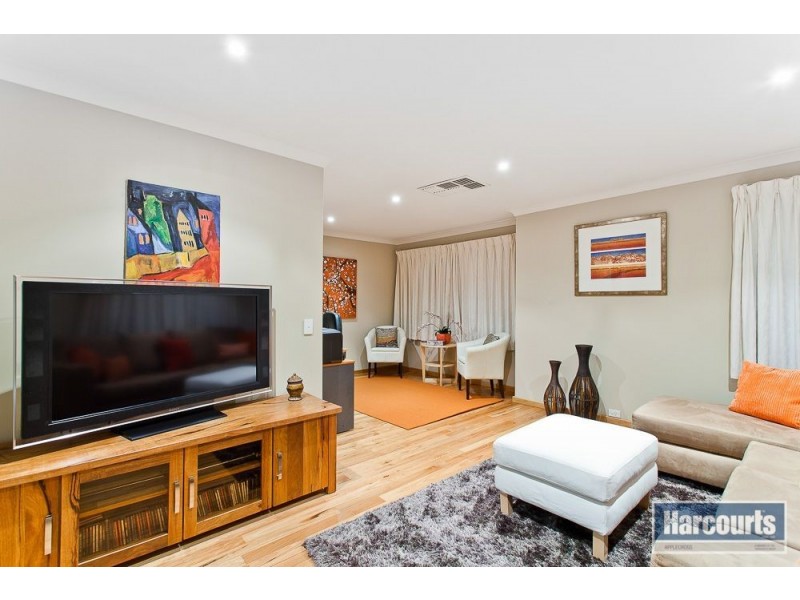 11 Hendy Green, Murdoch WA 6150