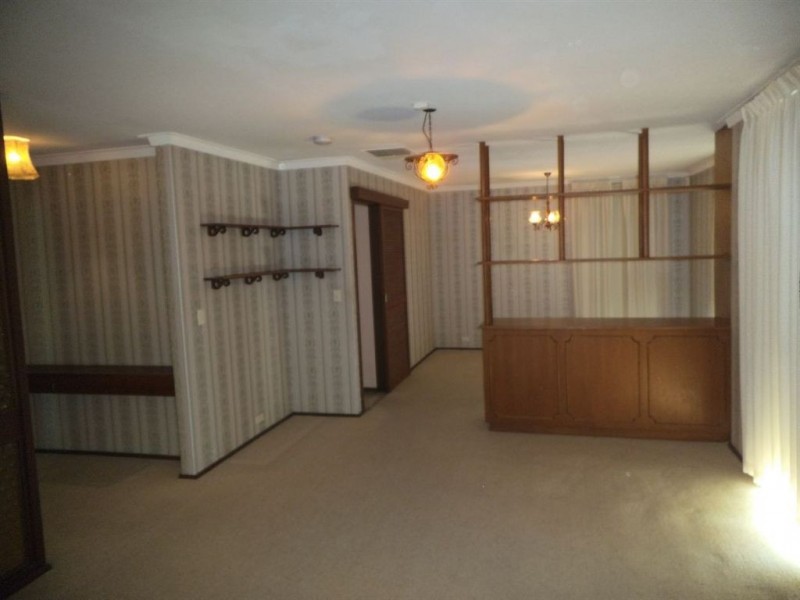 69 Dean Road, Bateman WA 6150