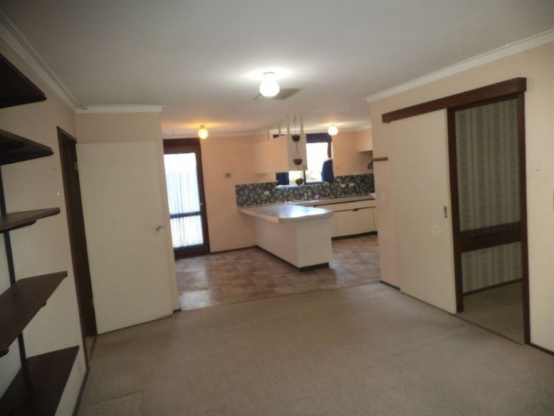 69 Dean Road, Bateman WA 6150