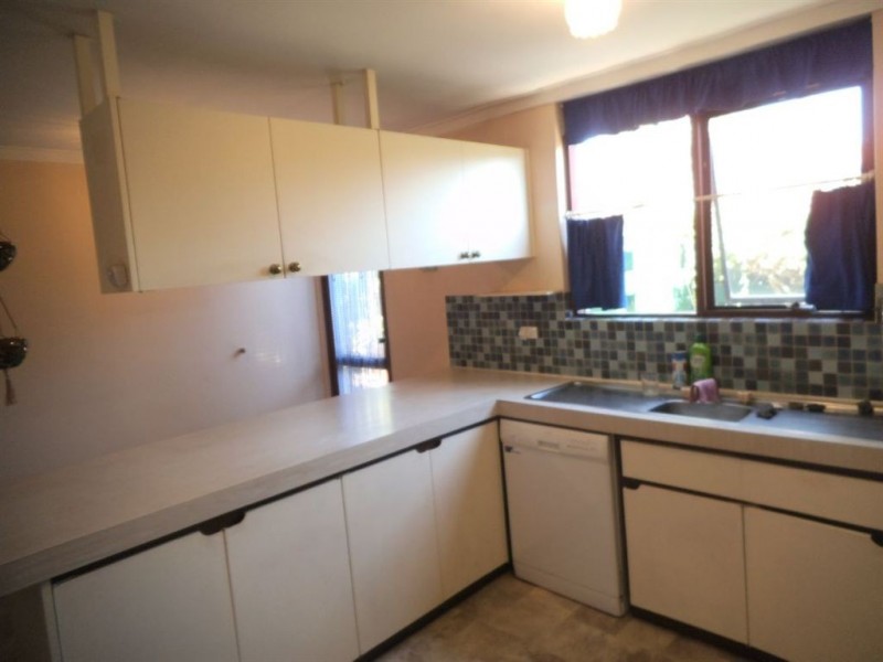 69 Dean Road, Bateman WA 6150