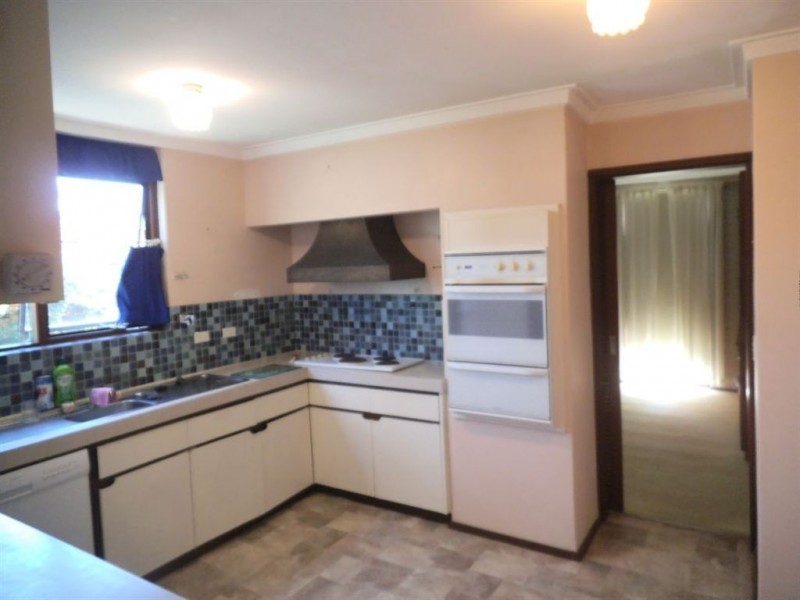 69 Dean Road, Bateman WA 6150